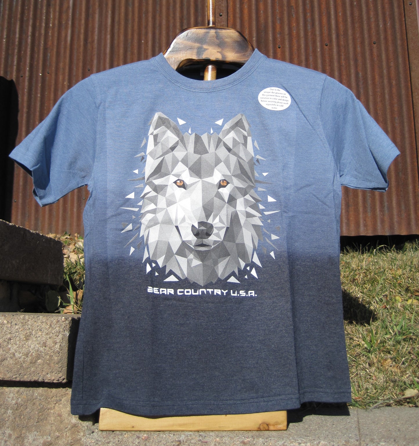SALE- Tee, Youth, Ombre - Wolf Head, Low Poly